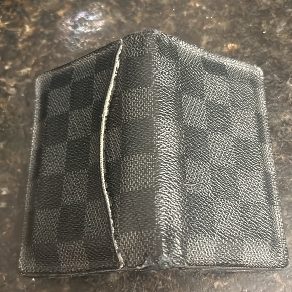 Louis Vuitton Men’s Wallet - Picture 3 of 5